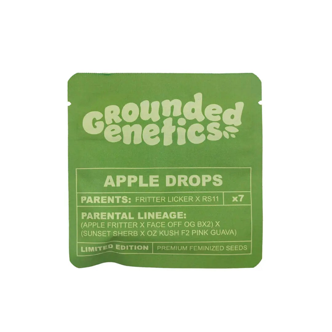 Die Verpackung des CBD-Produkts „Apple Drops“ von kleine knospe in einem satten Grün zeigt eine genetische Mischung aus Cannabis-Samen.