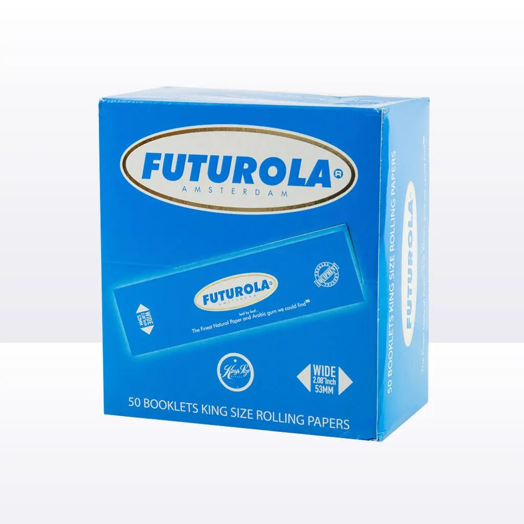 Die Packung zeigt King-Size-Rollpapiere von Futurola, die perfekt für das CBD-Produkt von "kleine knospe" geeignet sind.